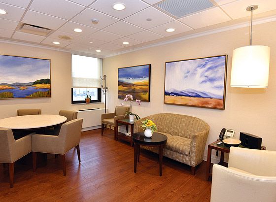 Dawn Greene Hospice family room