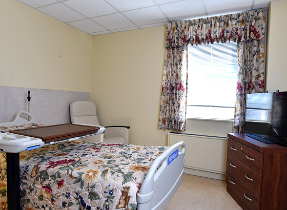 Ozanam Hall patient room